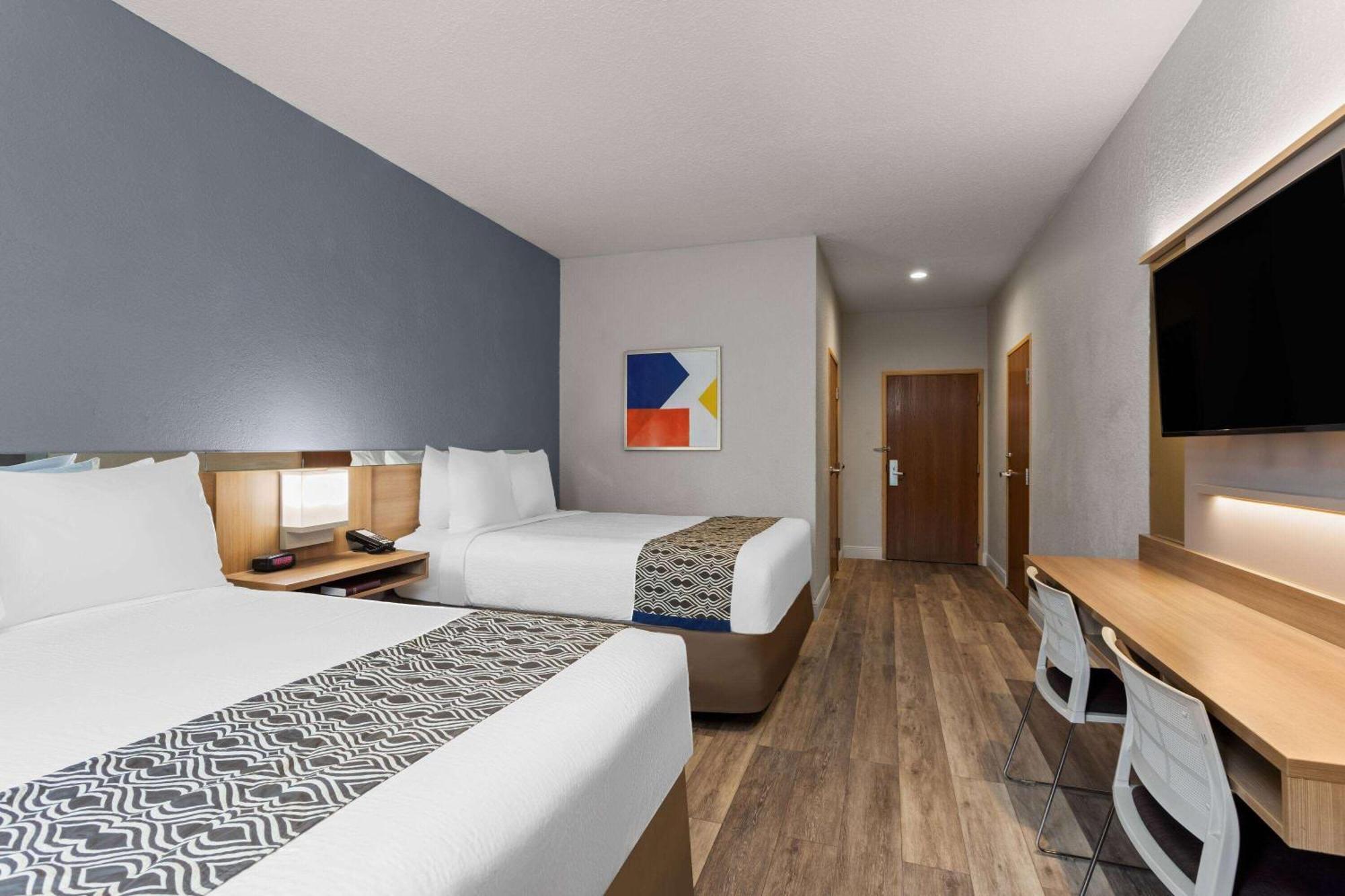 Microtel Inn And Suites - Zephyrhills Kültér fotó